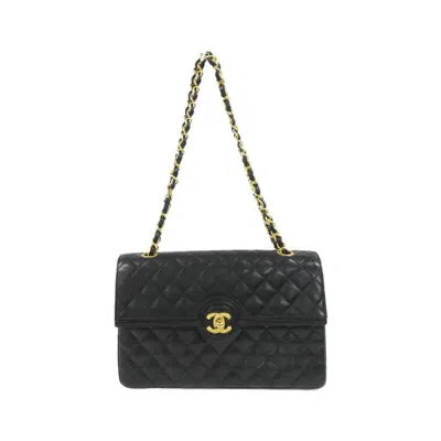 Pre-owned Chanel Leather Shoulder Bag () In Black