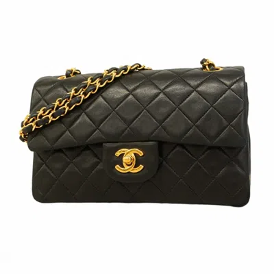 Pre-owned Chanel Leather Shoulder Bag () In Black