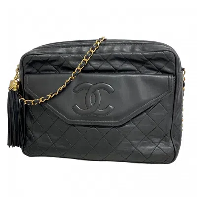 Pre-owned Chanel Leather Shoulder Bag () In Black