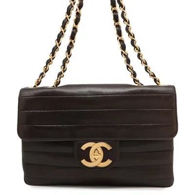 Pre-owned Chanel Leather Shoulder Bag () In Black