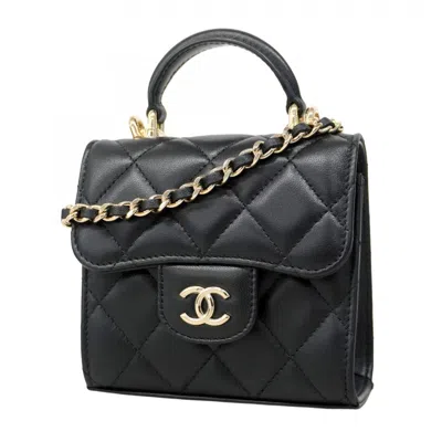 Pre-owned Chanel Leather Shoulder Bag () In Black