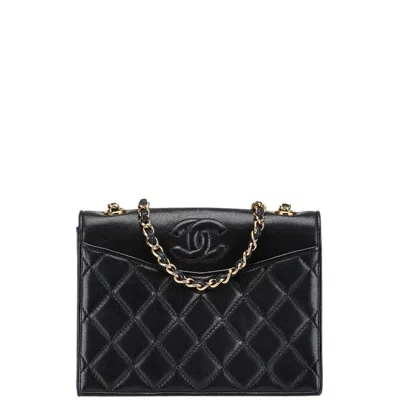 Pre-owned Chanel Leather Shoulder Bag () In Black