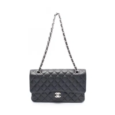 Pre-owned Chanel Leather Shoulder Bag () In Black