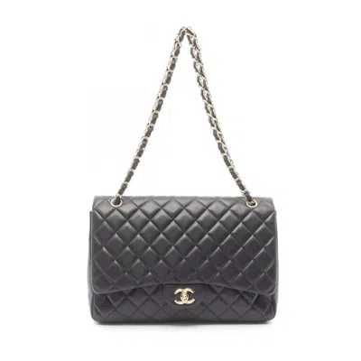Pre-owned Chanel Leather Shoulder Bag () In Black