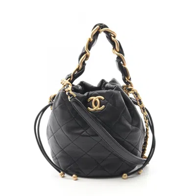 Pre-owned Chanel Leather Shoulder Bag () In Black