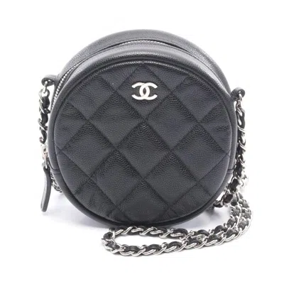Pre-owned Chanel Leather Shoulder Bag () In Black