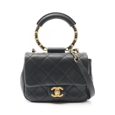 Pre-owned Chanel Leather Shoulder Bag () In Black