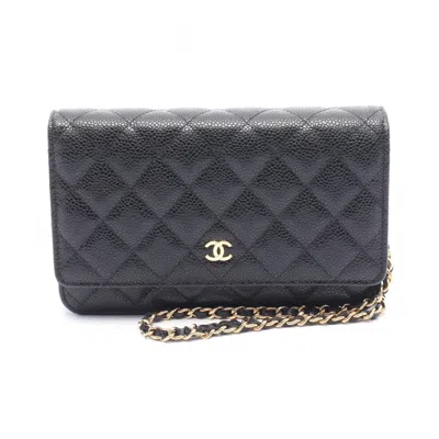 Pre-owned Chanel Leather Shoulder Bag () In Black