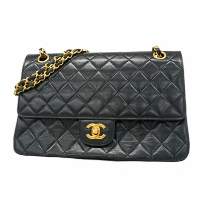 Pre-owned Chanel Leather Shoulder Bag () In Black