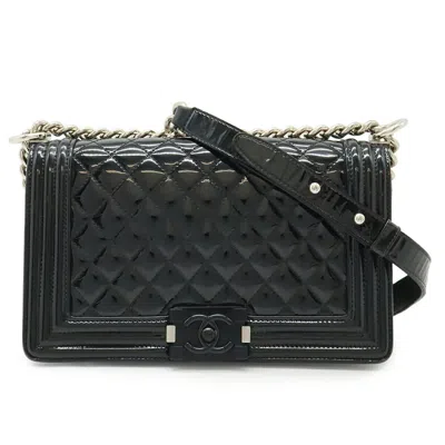 Pre-owned Chanel Leather Shoulder Bag () In Black
