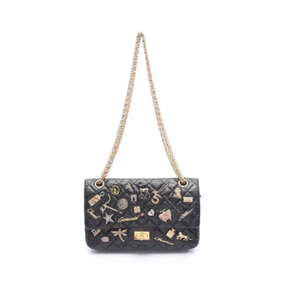Pre-owned Chanel Leather Shoulder Bag () In Black