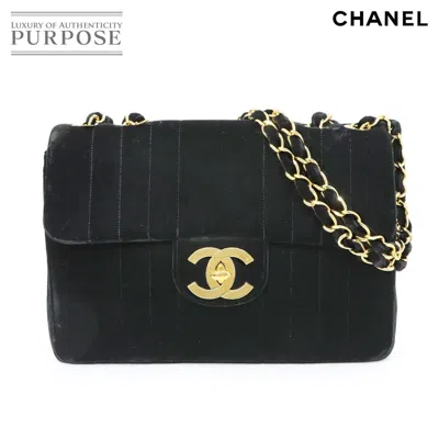 Pre-owned Chanel Leather Shoulder Bag () In Black