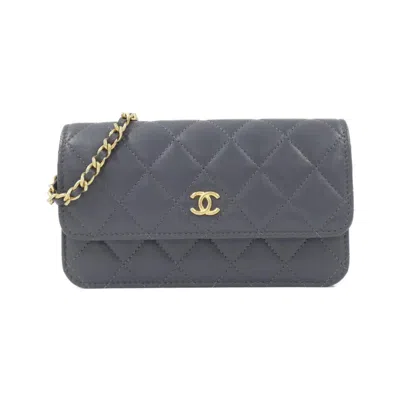 Pre-owned Chanel Leather Shoulder Bag () In Blue