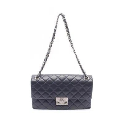 Pre-owned Chanel Leather Shoulder Bag () In Blue