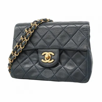 Pre-owned Chanel Leather Shoulder Bag () In Blue