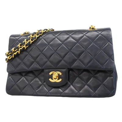 Pre-owned Chanel Leather Shoulder Bag () In Blue
