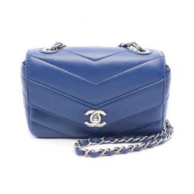 Pre-owned Chanel Leather Shoulder Bag () In Blue