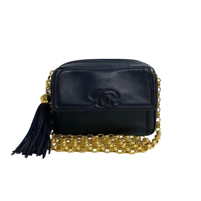 Pre-owned Chanel Leather Shoulder Bag () In Blue