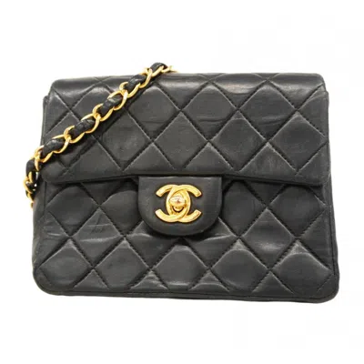 Pre-owned Chanel Leather Shoulder Bag () In Blue