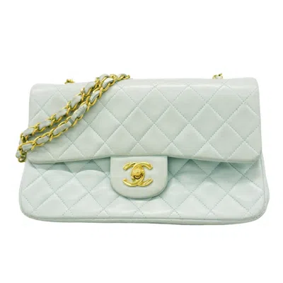 Pre-owned Chanel Leather Shoulder Bag () In Blue