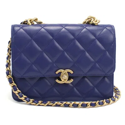 Pre-owned Chanel Leather Shoulder Bag () In Blue
