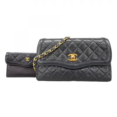 Pre-owned Chanel Leather Shoulder Bag () In Blue