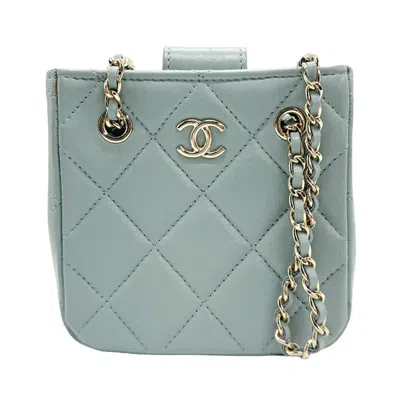 Pre-owned Chanel Leather Shoulder Bag () In Blue