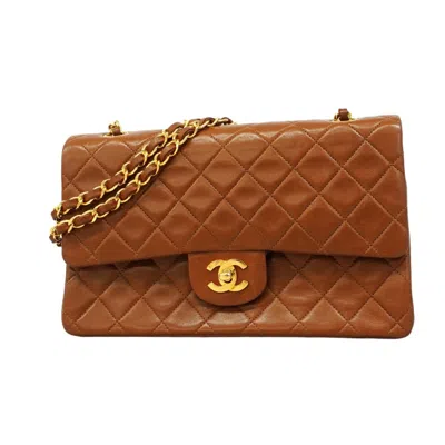 Pre-owned Chanel Leather Shoulder Bag () In Brown