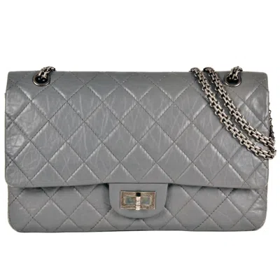 Pre-owned Chanel Leather Shoulder Bag () In Gray