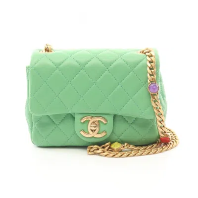 Pre-owned Chanel Leather Shoulder Bag () In Green