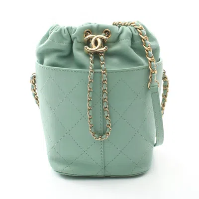 Pre-owned Chanel Leather Shoulder Bag () In Green