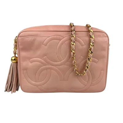 Pre-owned Chanel Leather Shoulder Bag () In Multi