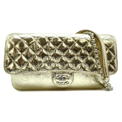 Pre-owned Chanel Leather Shoulder Bag () In Multi