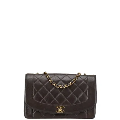 Pre-owned Chanel Leather Shoulder Bag () In Multi