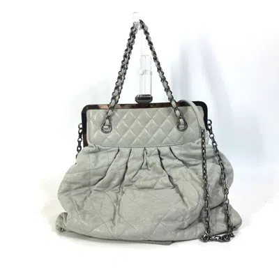 Pre-owned Chanel Leather Shoulder Bag () In Multi