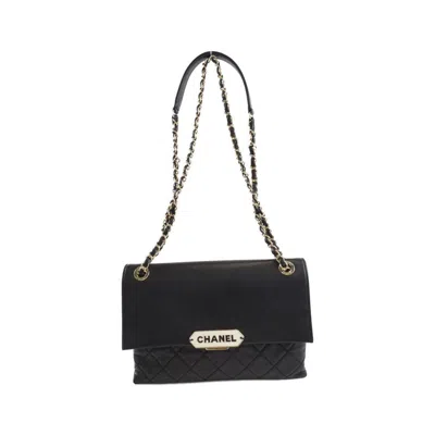 Pre-owned Chanel Leather Shoulder Bag () In Multi