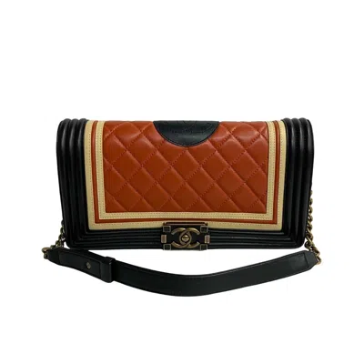 Pre-owned Chanel Leather Shoulder Bag () In Multi