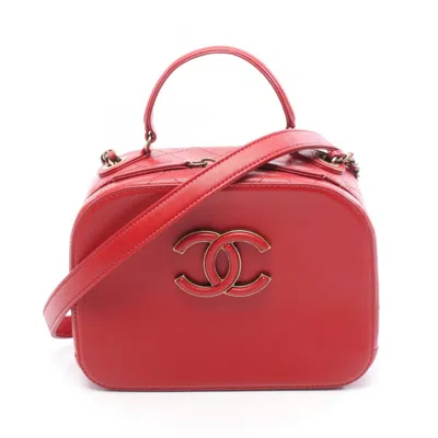Pre-owned Chanel Leather Shoulder Bag () In Multi