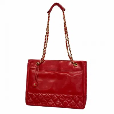 Pre-owned Chanel Leather Shoulder Bag () In Multi