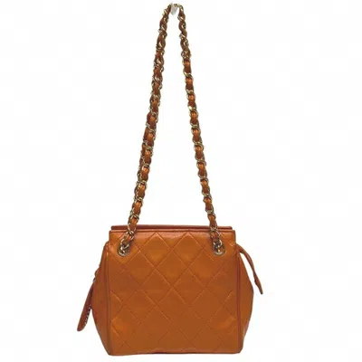 Pre-owned Chanel Leather Shoulder Bag () In Orange