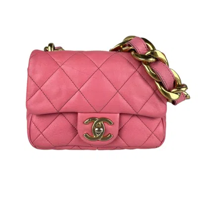 Pre-owned Chanel Leather Shoulder Bag () In Pink