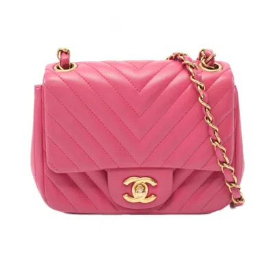 Pre-owned Chanel Leather Shoulder Bag () In Pink