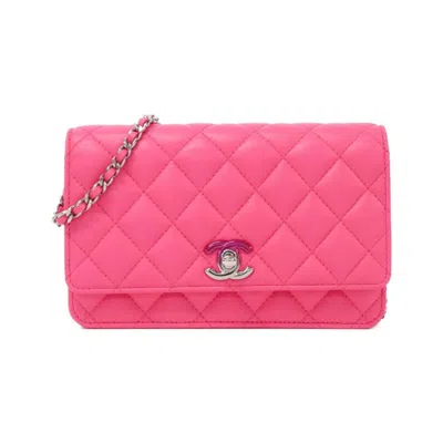 Pre-owned Chanel Leather Shoulder Bag () In Pink