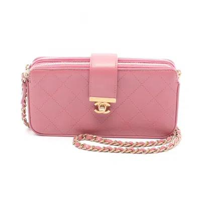 Pre-owned Chanel Leather Shoulder Bag () In Pink