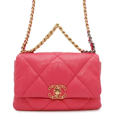 Pre-owned Chanel Leather Shoulder Bag () In Pink