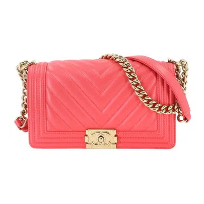 Pre-owned Chanel Leather Shoulder Bag () In Pink