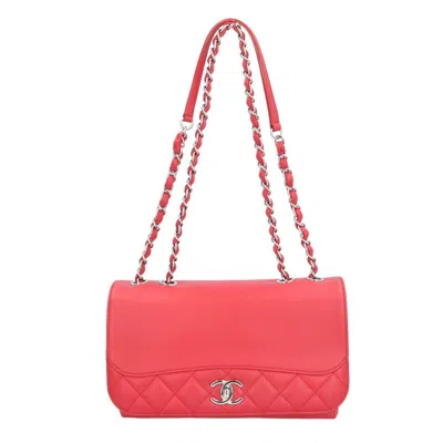 Pre-owned Chanel Leather Shoulder Bag () In Red