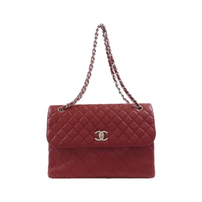 Pre-owned Chanel Leather Shoulder Bag () In Red