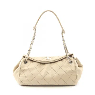 Pre-owned Chanel Leather Shoulder Bag () In Sand