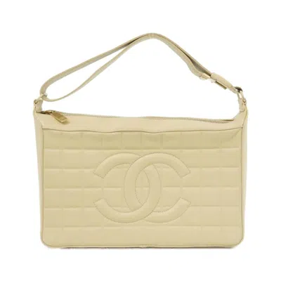 Pre-owned Chanel Leather Shoulder Bag () In Sand